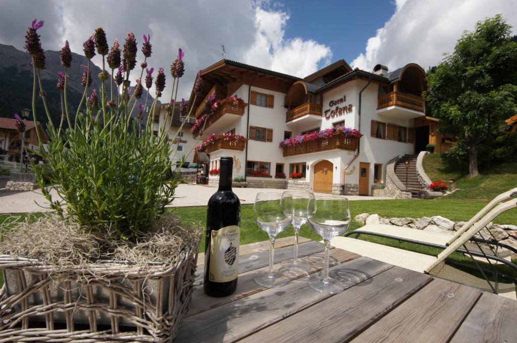 Hotel Garni Tofana Corvara In Badia Exterior foto
