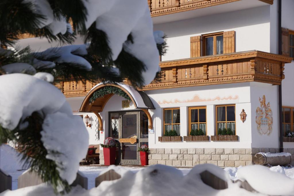 Hotel Garni Tofana Corvara In Badia Exterior foto